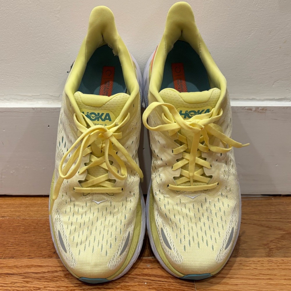 Hoka Clifton 8 Running Shoes